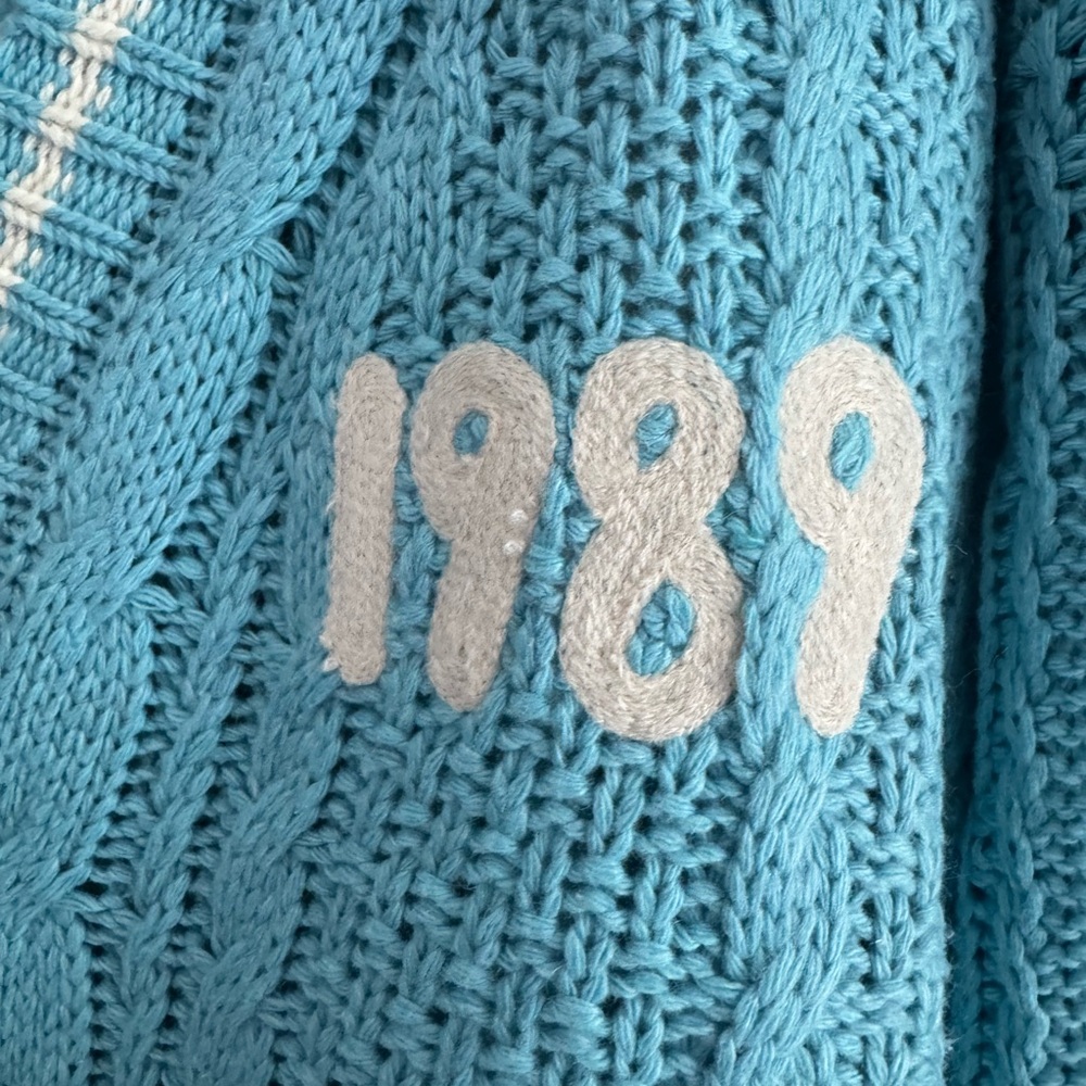 Taylor Swift 1989 Cardigan